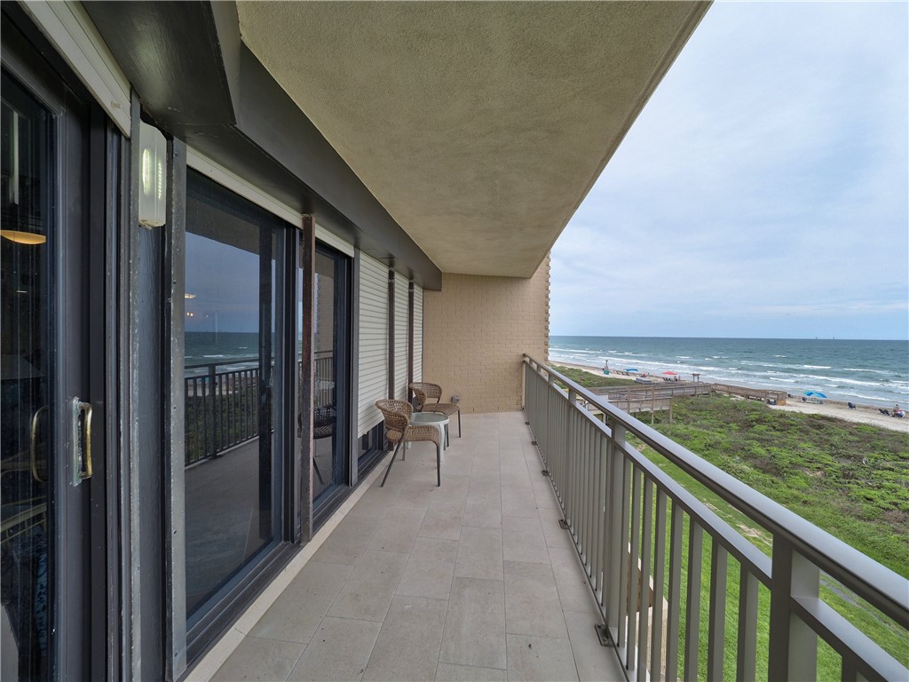 6649 Seacomber Dr 309