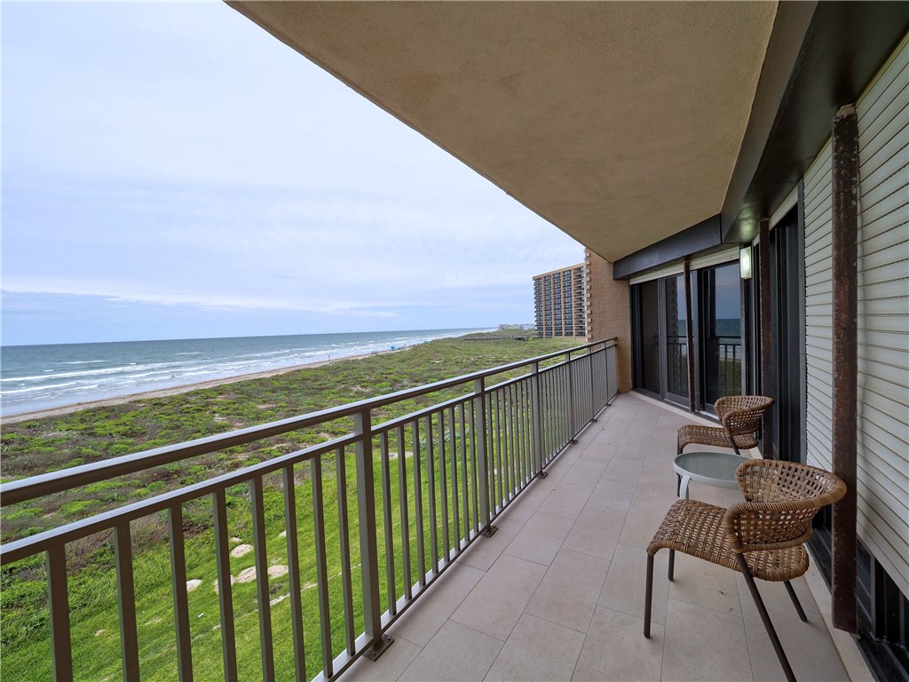 6649 Seacomber Dr 309