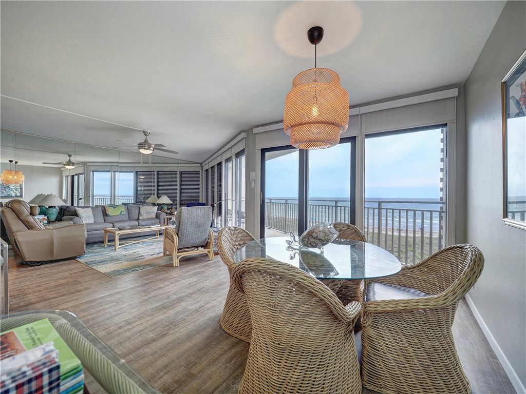 6649 Seacomber Dr 309