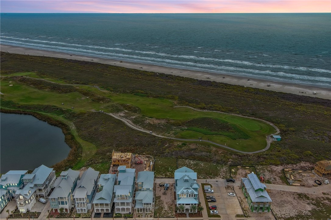 178 Shoregrass Loop