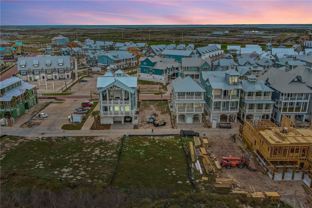 178 Shoregrass Loop