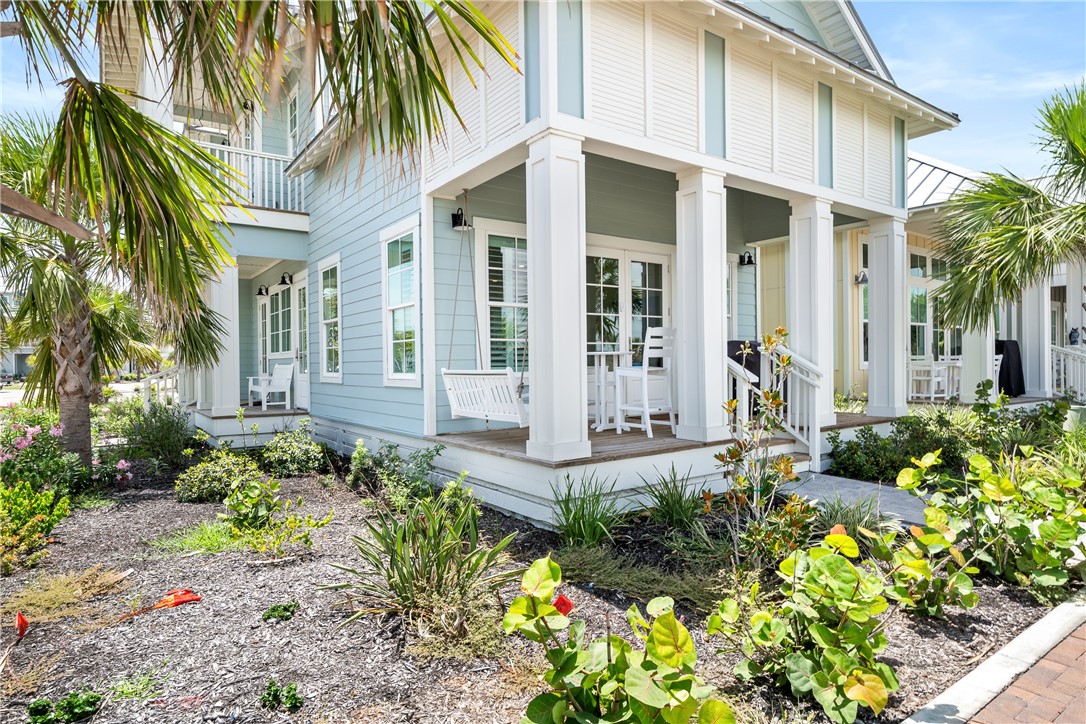 320 S Shore Dr