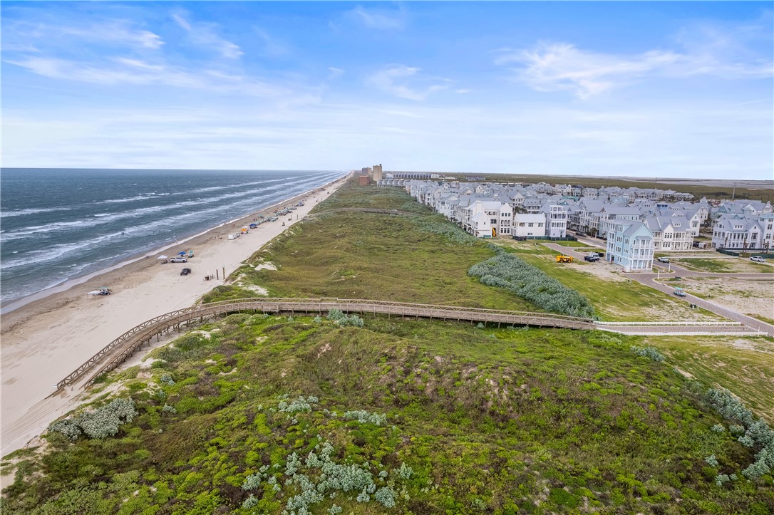 320 S Shore Dr