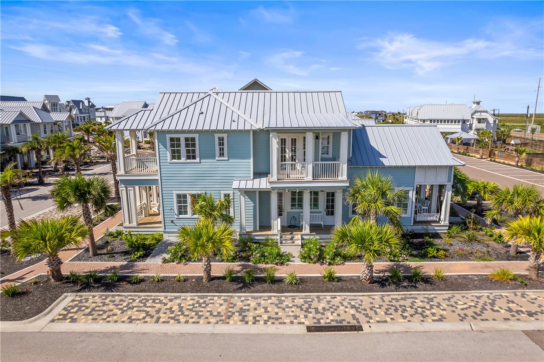 320 S Shore Dr