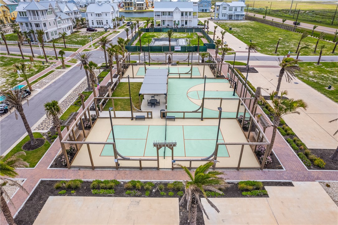 320 S Shore Dr