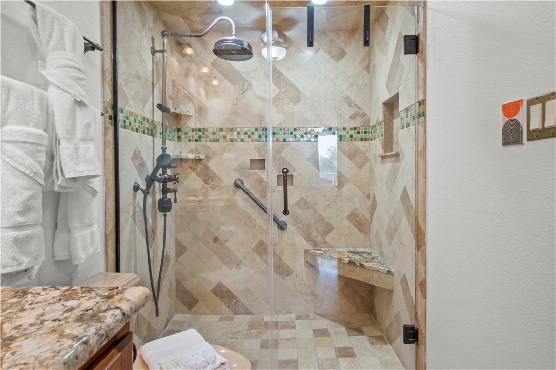 6649 Seacomber Dr 304