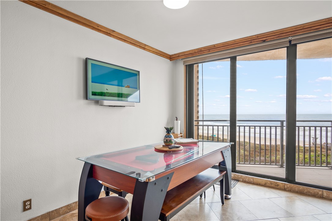 6649 Seacomber Dr 304