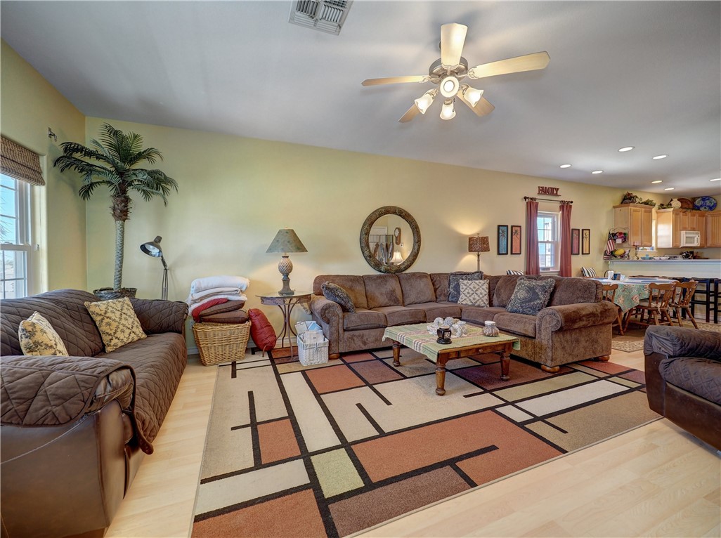 109 Beachwalk