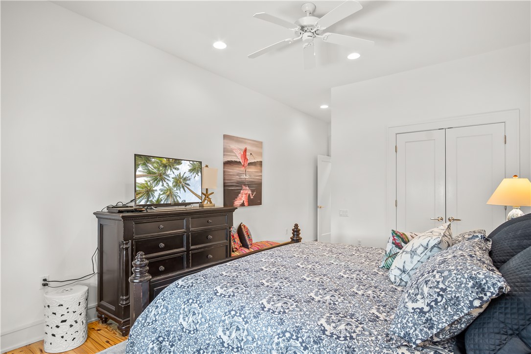 3700 Island Moorings Pkwy 20