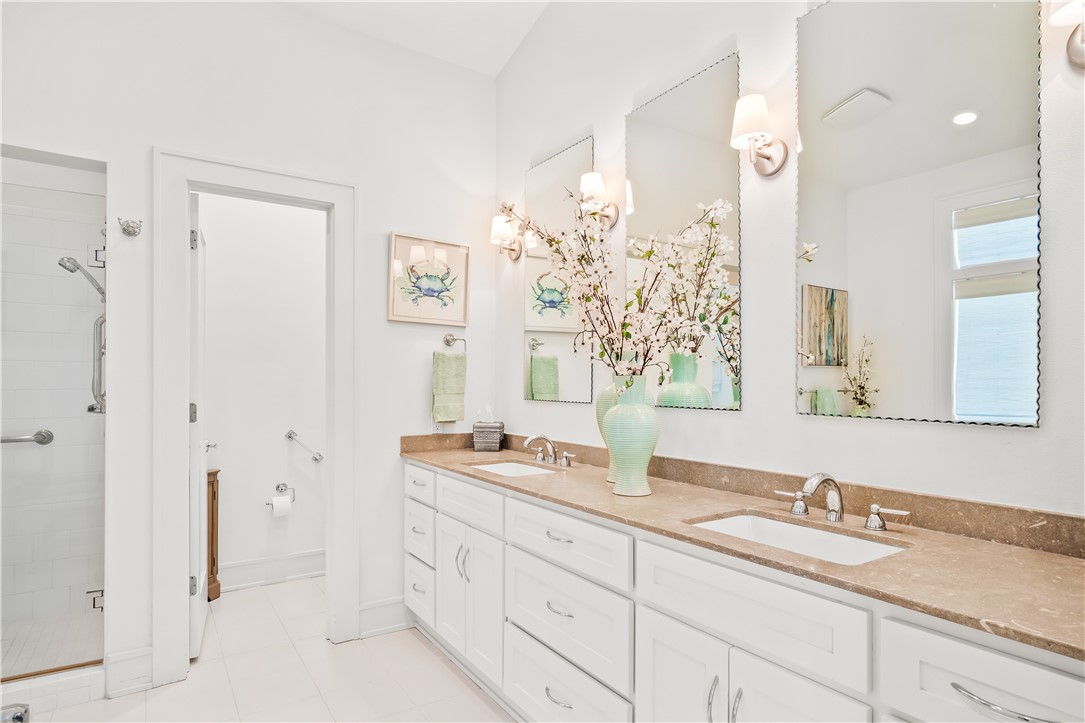 3700 Island Moorings Pkwy 20