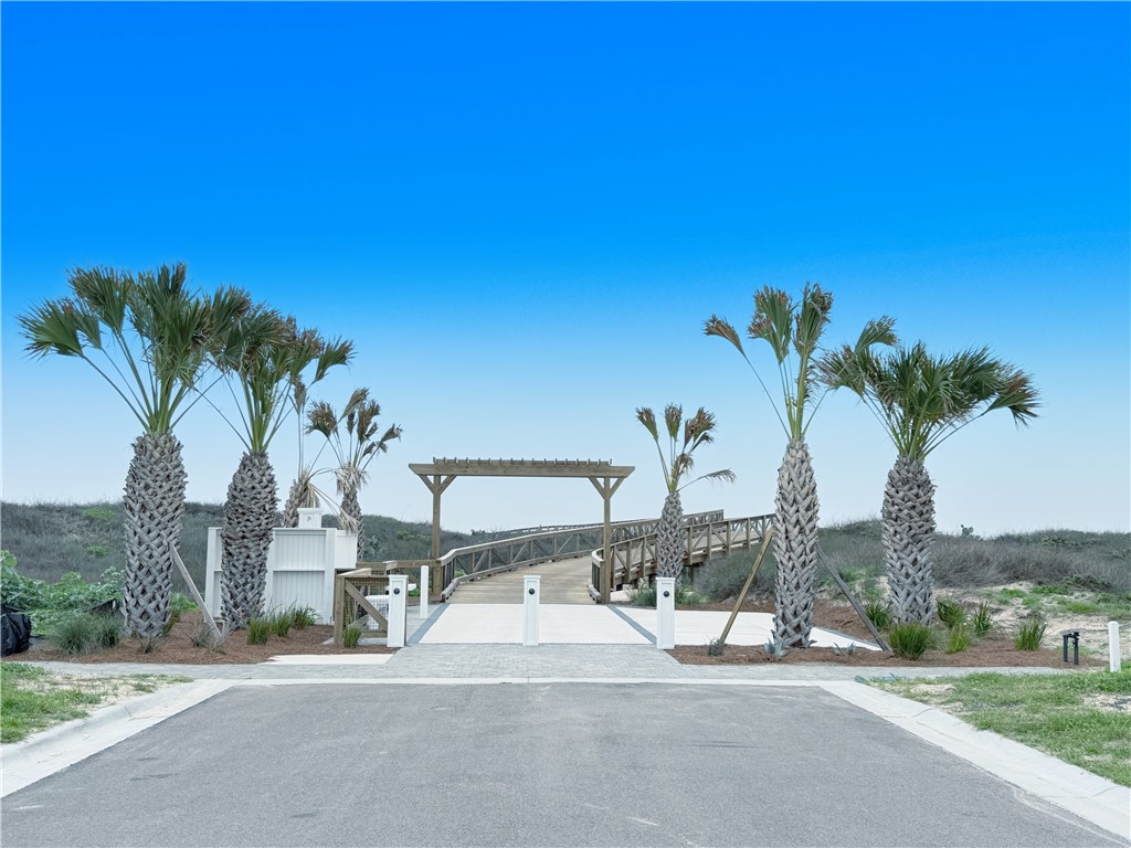 328 Purslane Dr
