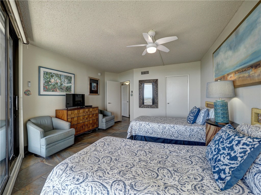 6649 Seacomber Dr 1110