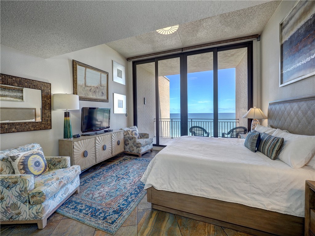6649 Seacomber Dr 1110