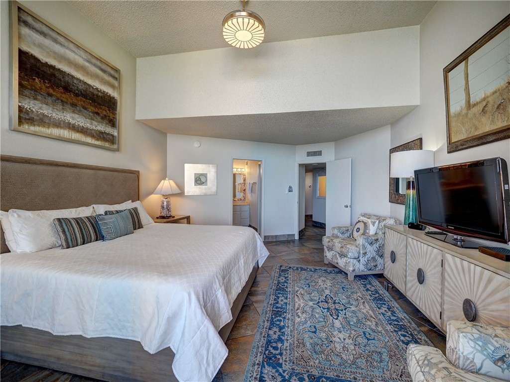 6649 Seacomber Dr 1110