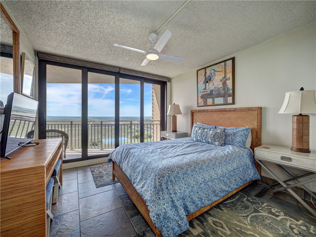 6649 Seacomber Dr 1110