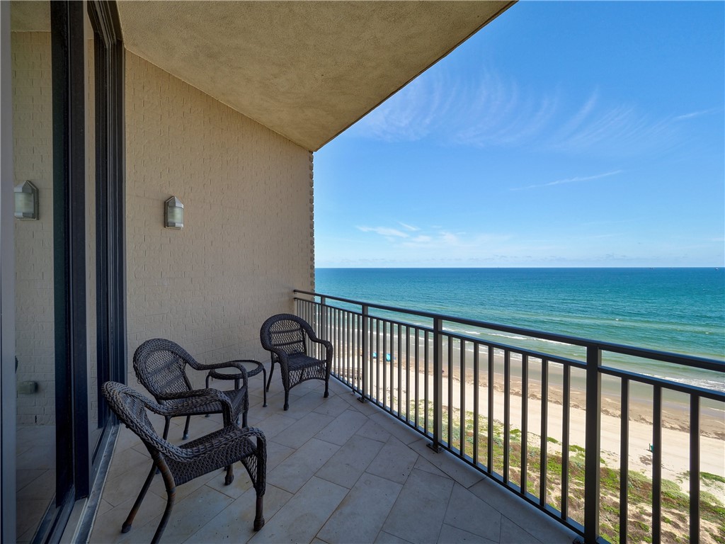 6649 Seacomber Dr 1110