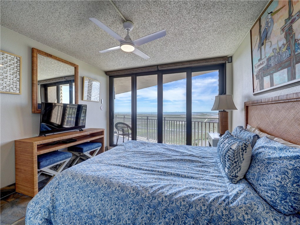6649 Seacomber Dr 1110