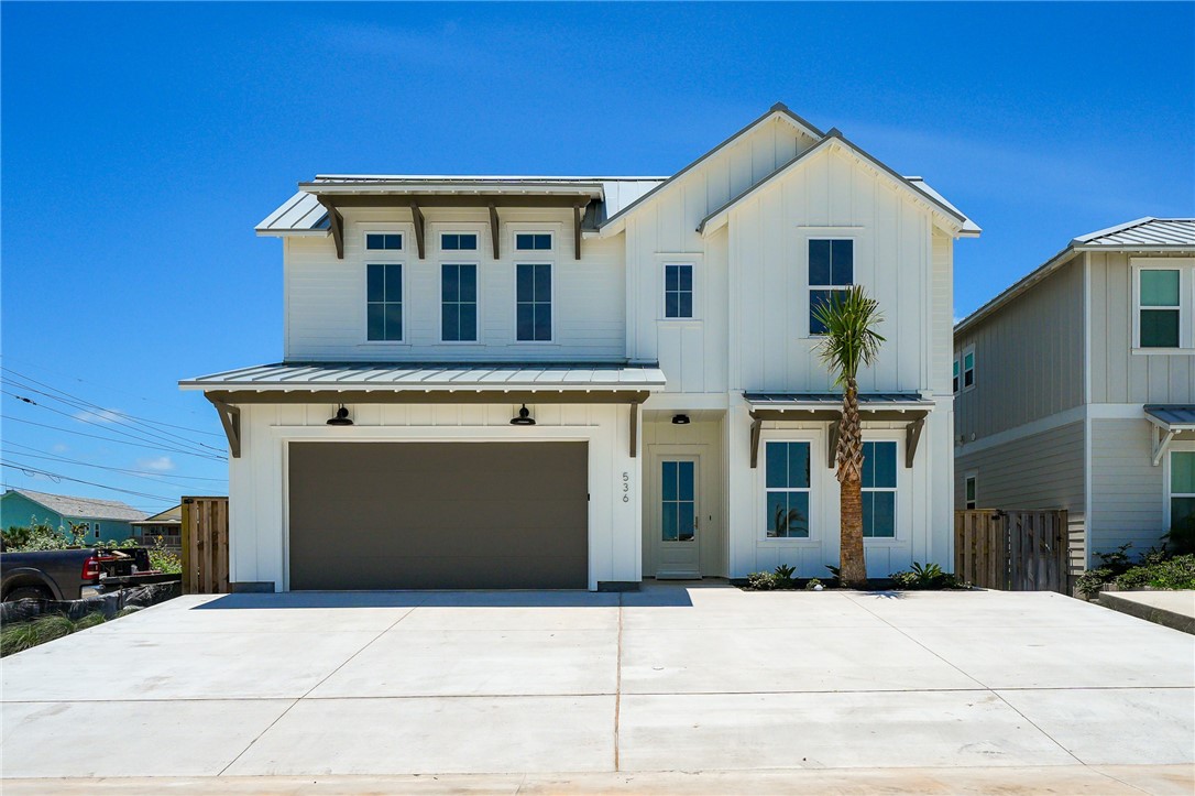 536 Black Marlin Dr