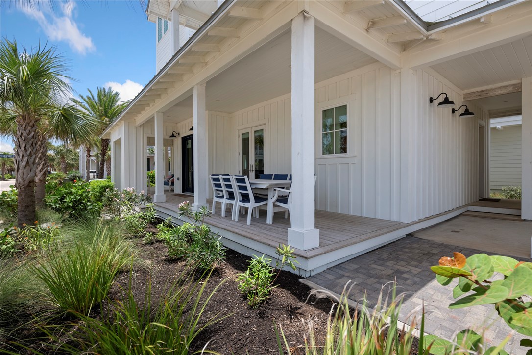 580 S Shore Dr