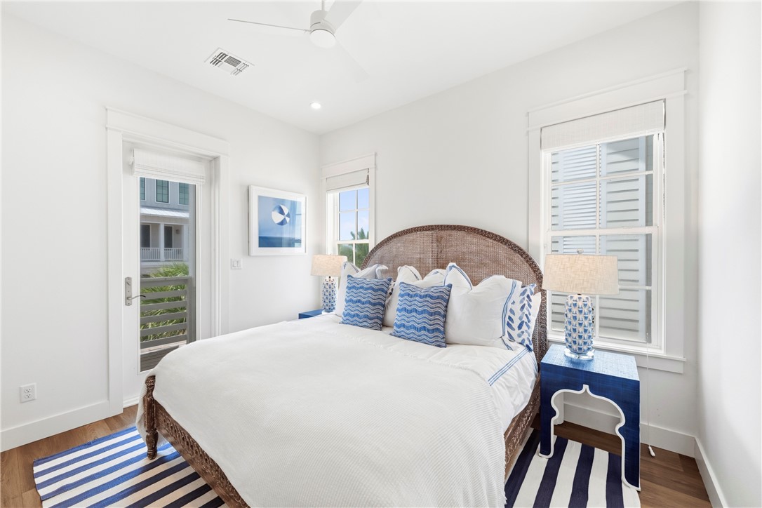 580 S Shore Dr