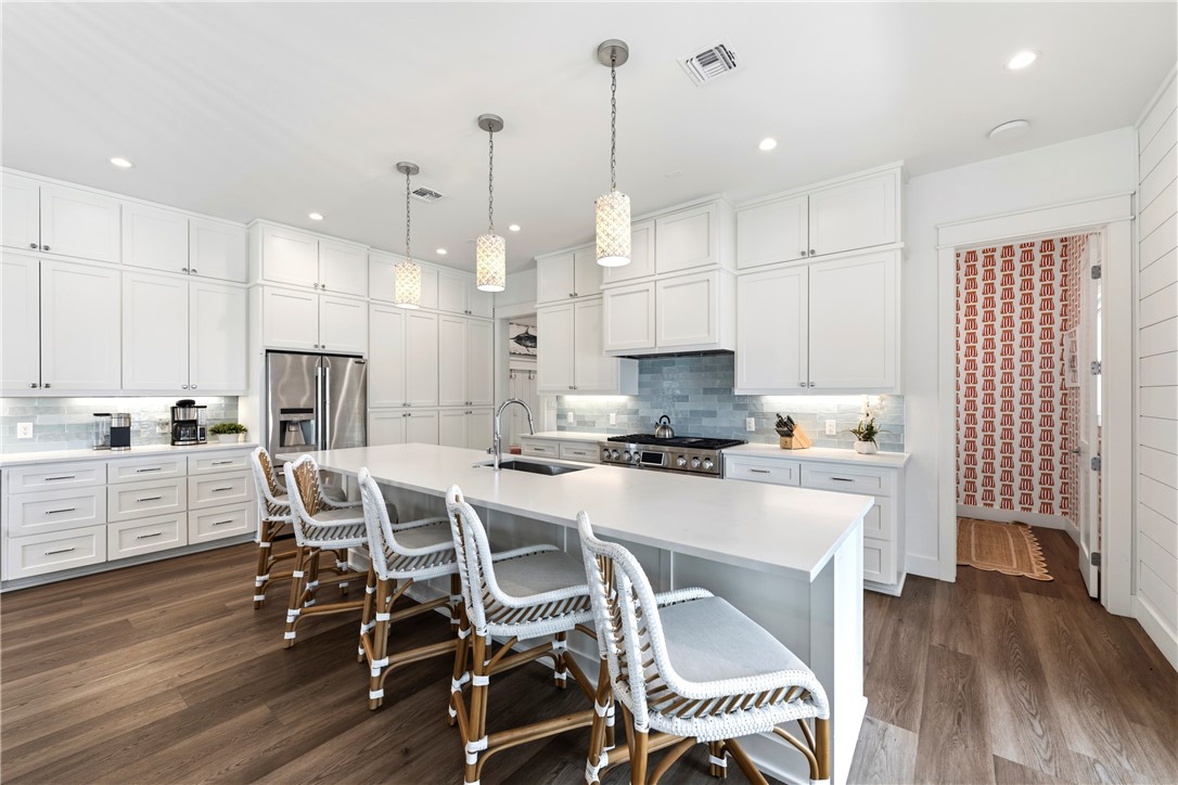 580 S Shore Dr