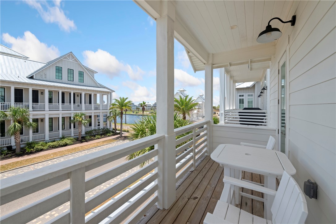 580 S Shore Dr