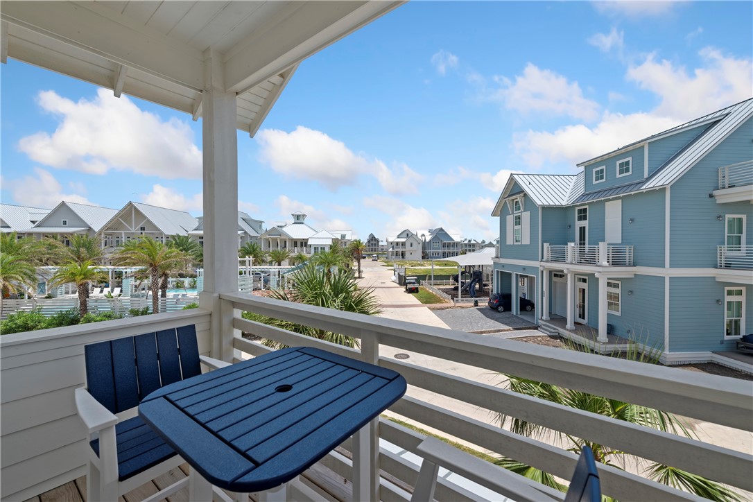 580 S Shore Dr