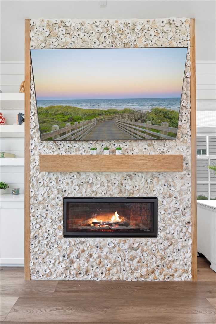 580 S Shore Dr