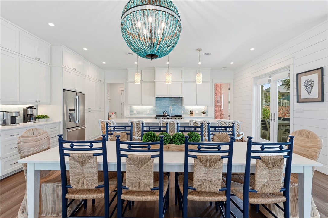 580 S Shore Dr