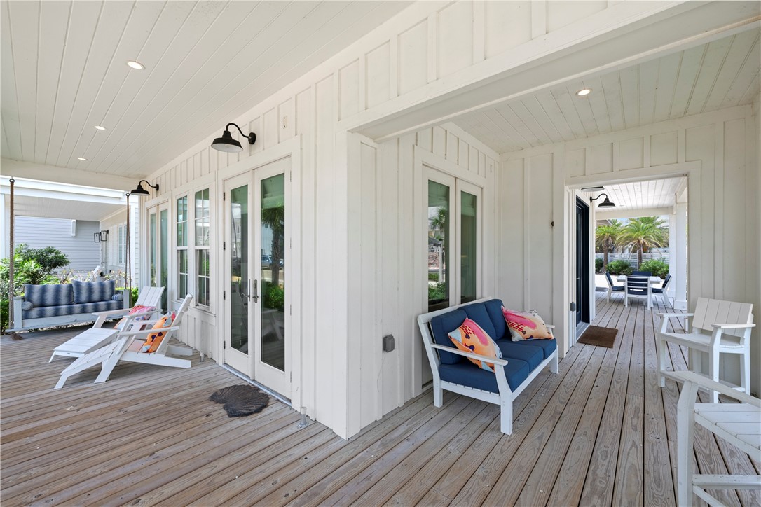 580 S Shore Dr