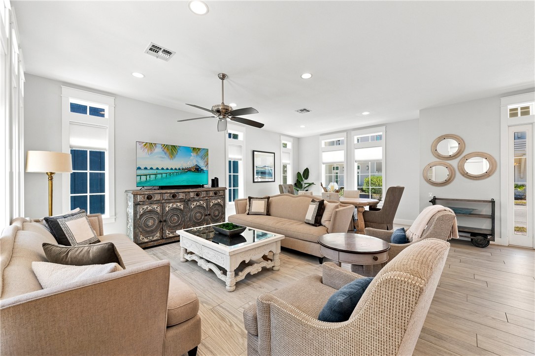 716 Sunrise Ave