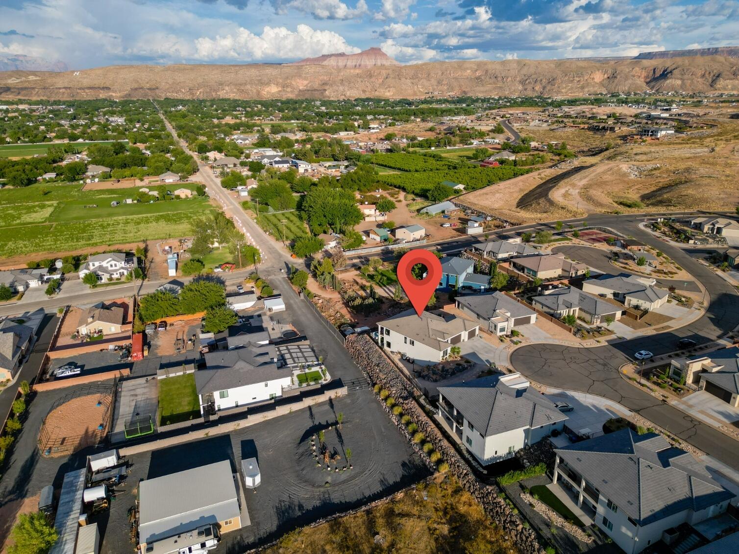 1854 W Weeping Rock