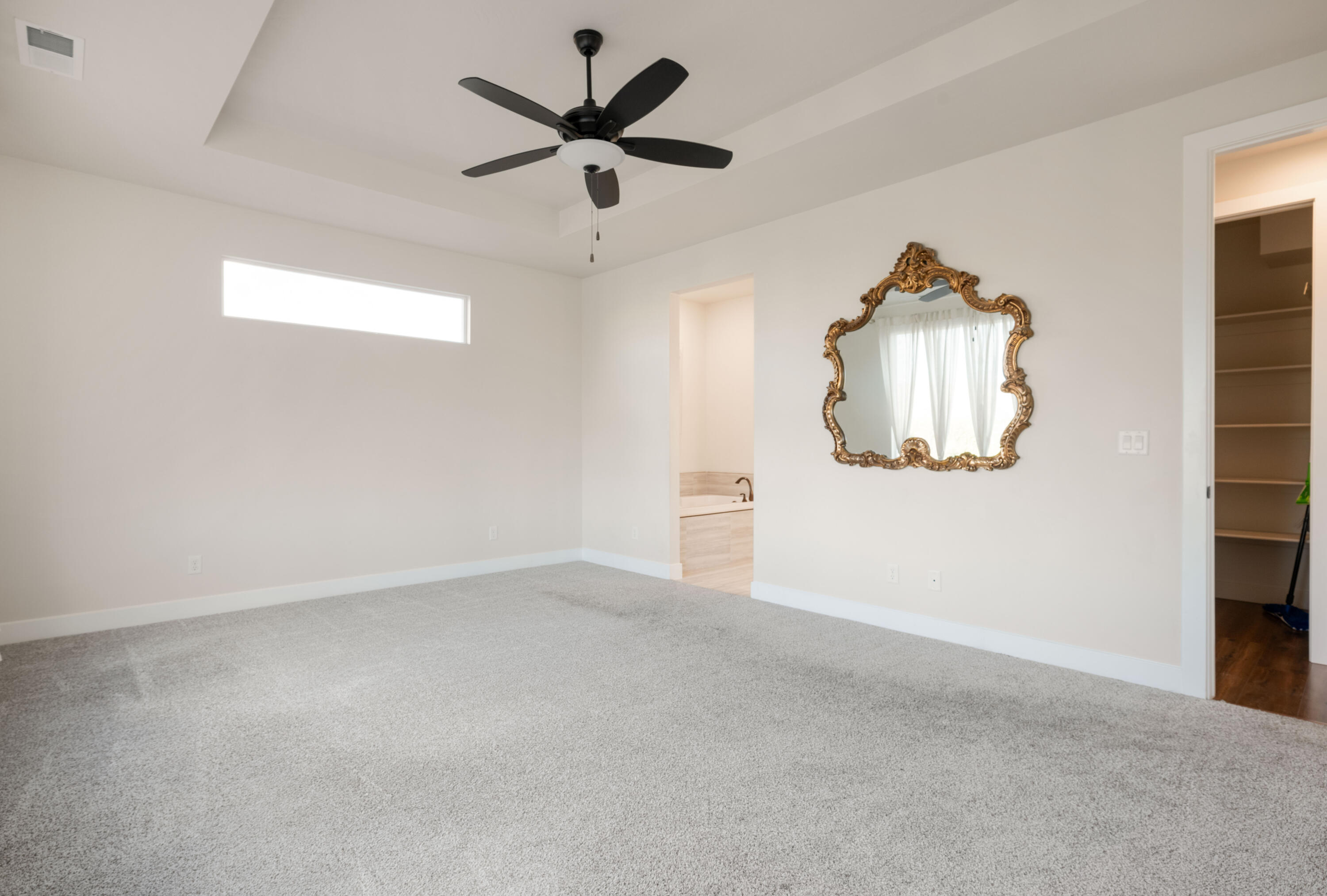 1854 W Weeping Rock