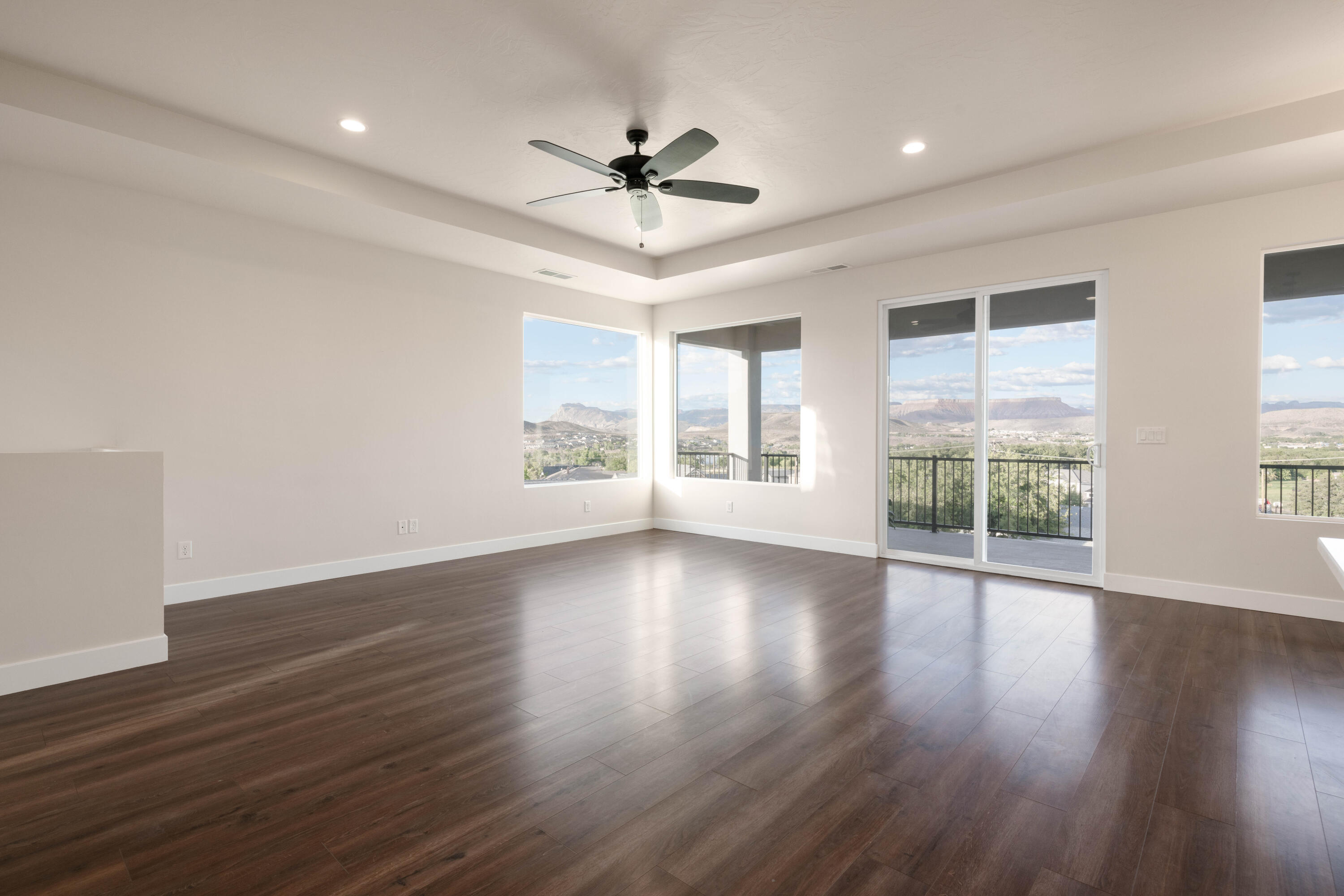 1854 W Weeping Rock