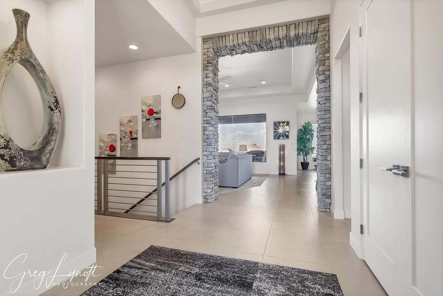 851 S Five Sisters DR