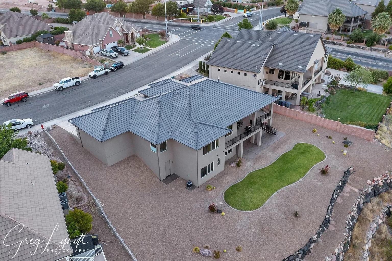 851 S Five Sisters DR