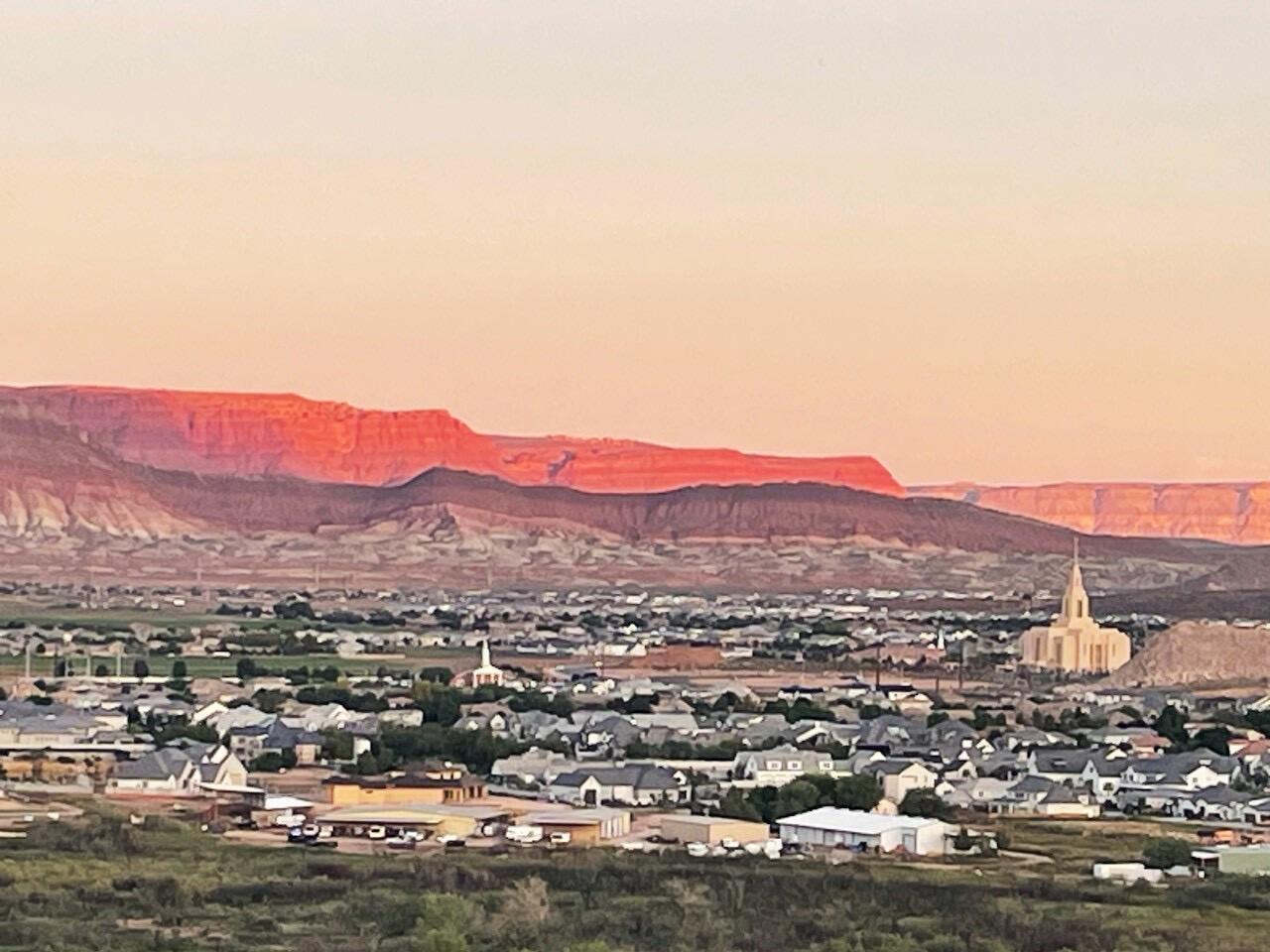 851 S Five Sisters DR