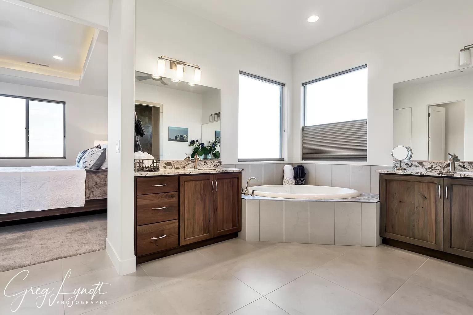 851 S Five Sisters DR