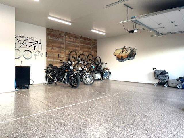 851 S Five Sisters DR