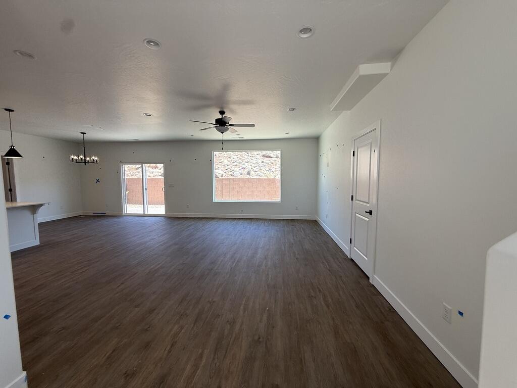 4214 E El Capitan Way