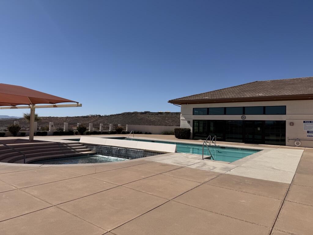 3581 Silver Creek DR