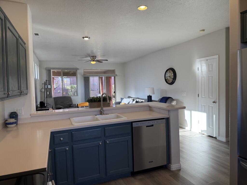3581 Silver Creek DR