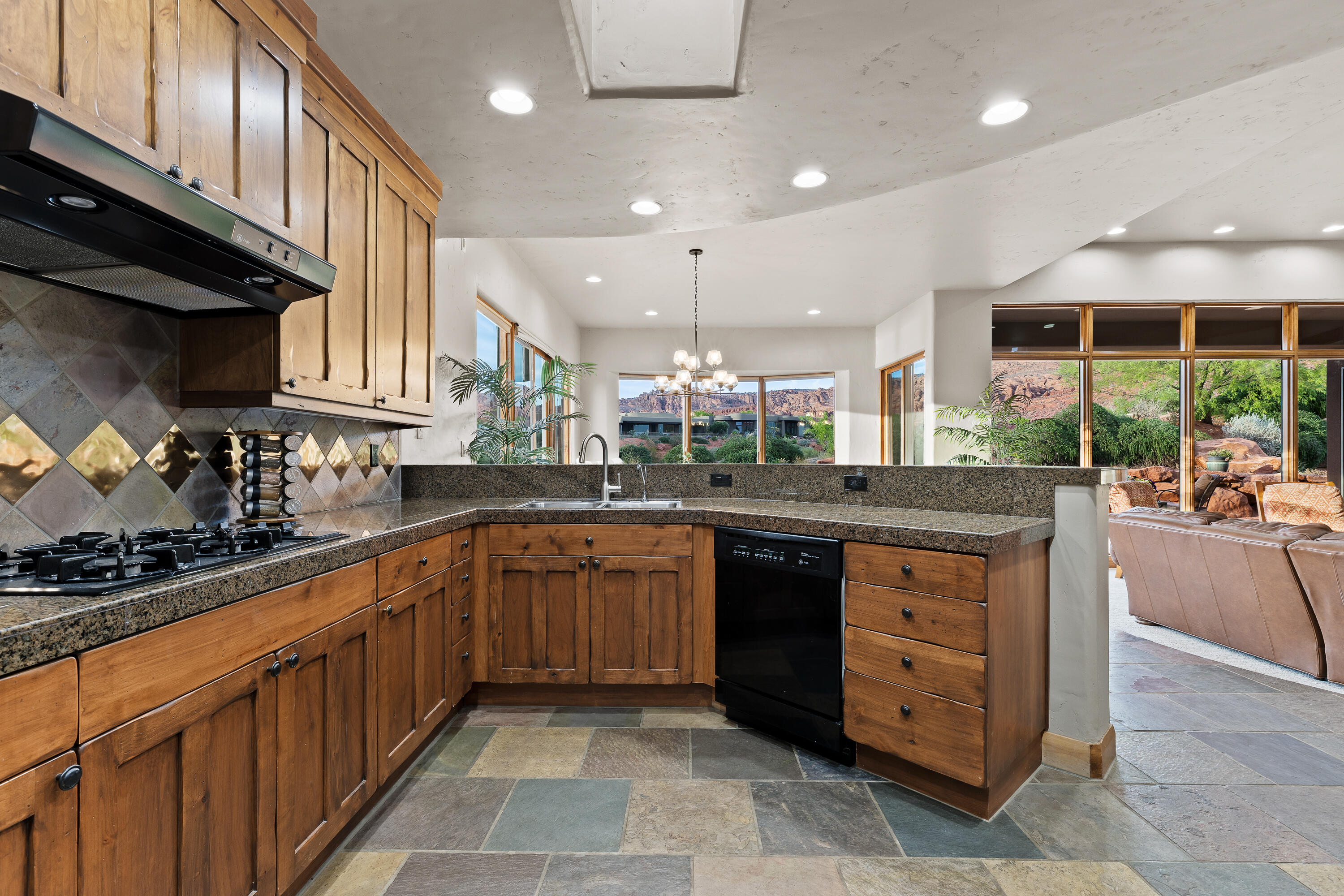 2410 W Entrada Trail Unit: #21