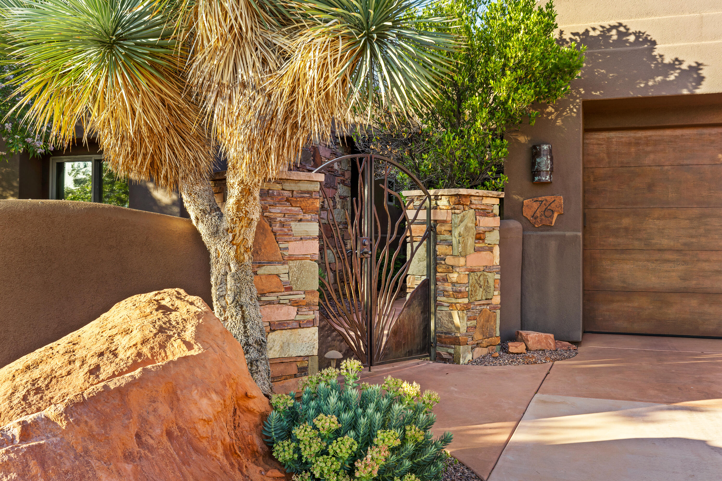 2405 W ENTRADA Trail Unit: #76