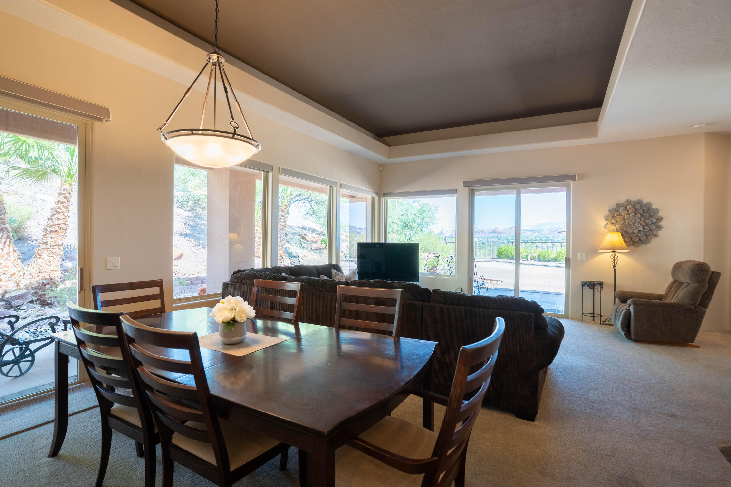 584 S DIXIE DR #26