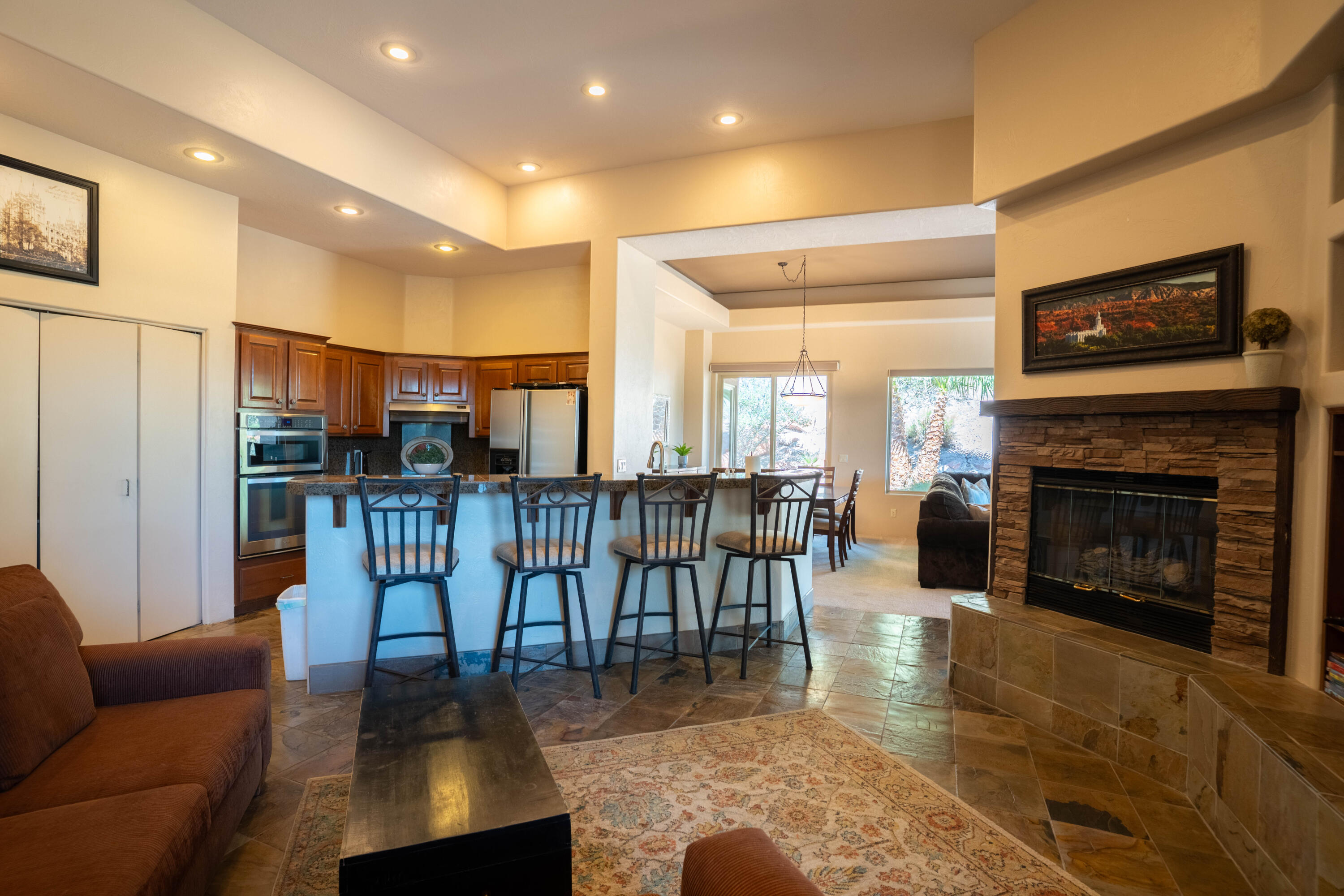 584 S DIXIE DR #26