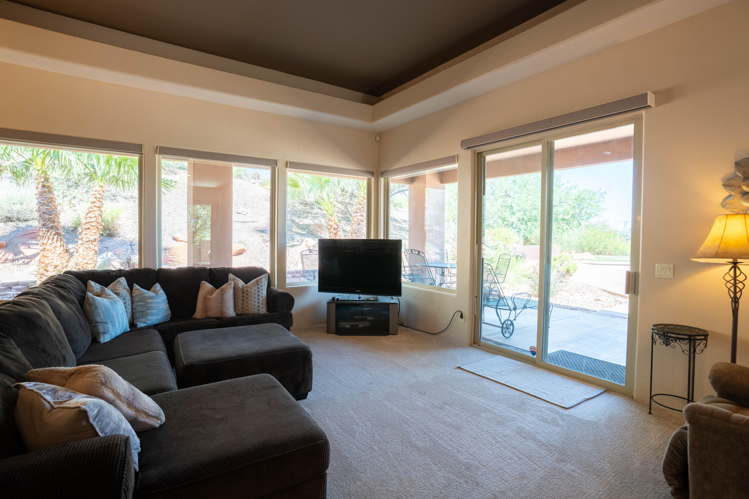 584 S DIXIE DR #26