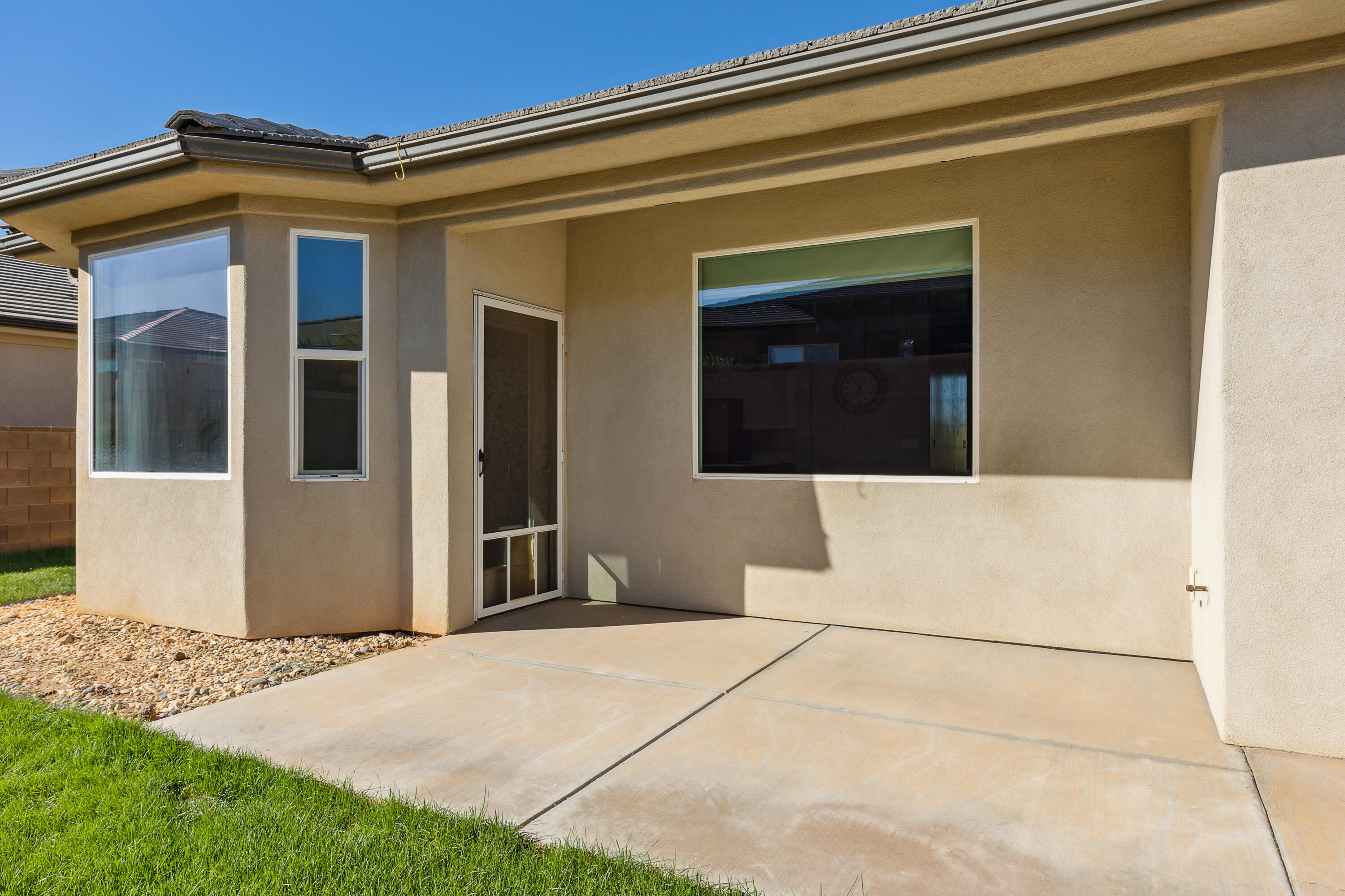 752 N 2850 ST W