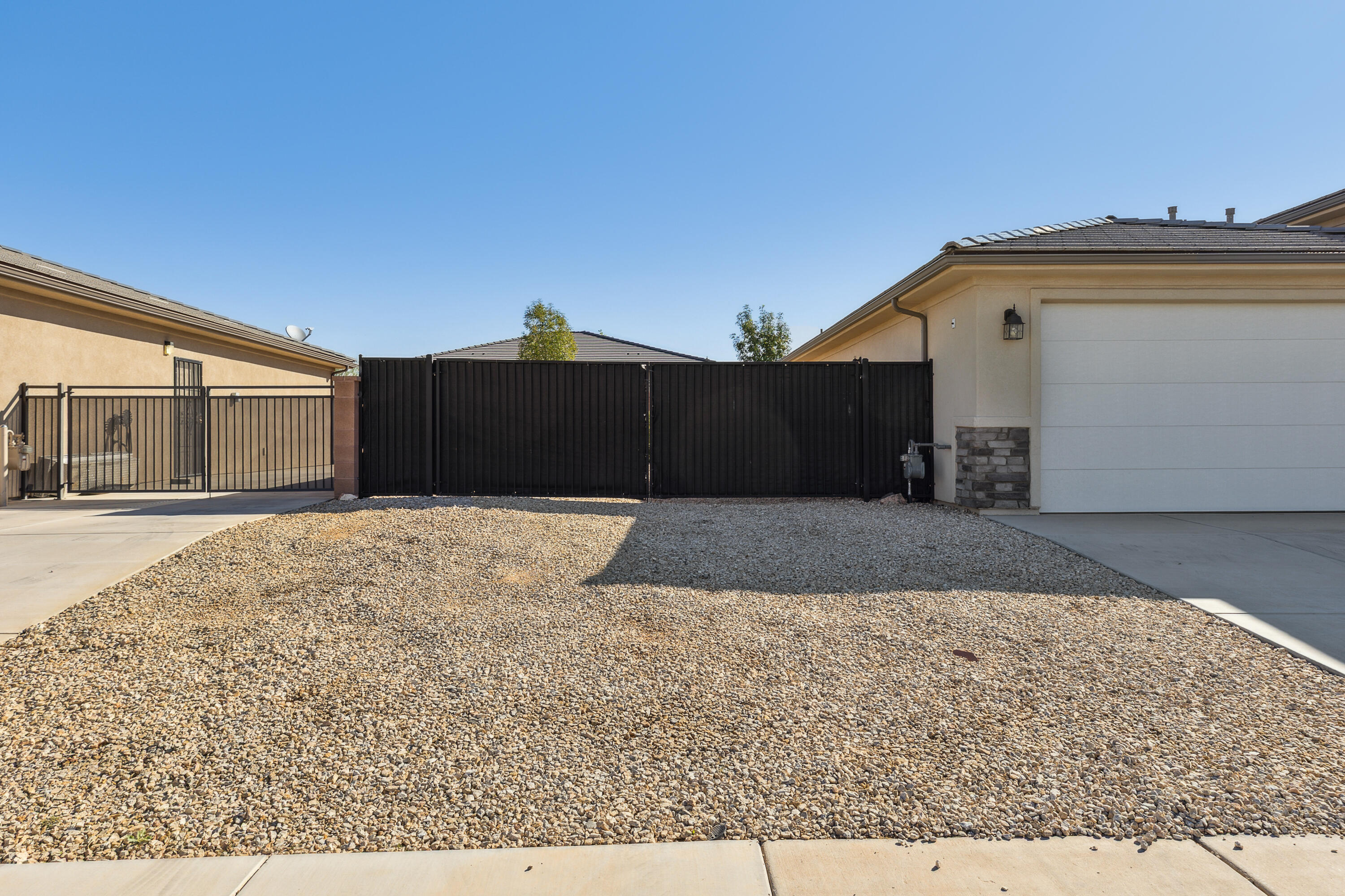 752 N 2850 ST W