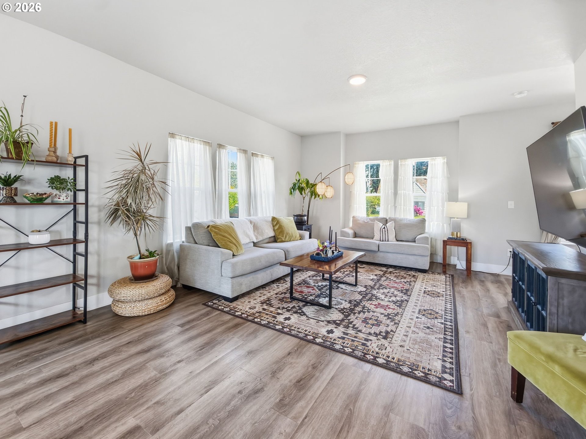 1310 ELM ST